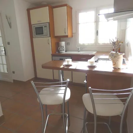 Дом отдыха Le Clos Fleuri Liposthey